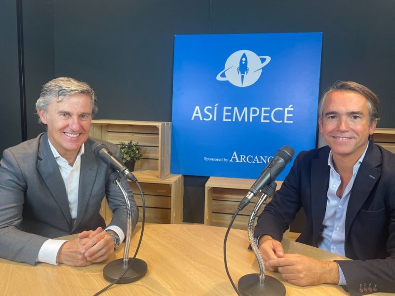 PUEDES ESCUCHAR MI HISTORIA EN EL PODCAST “ASI EMPECÉ”
